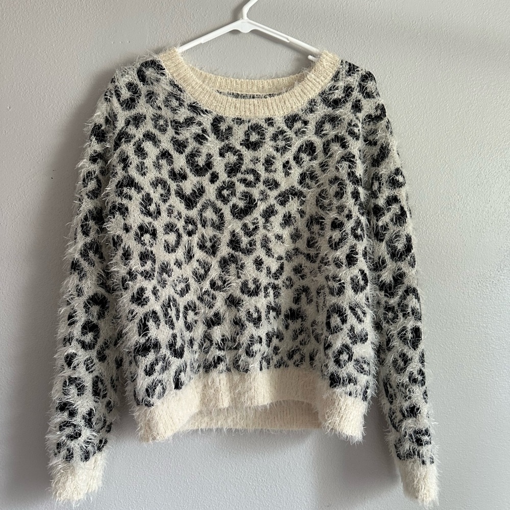 Leopard print sweater